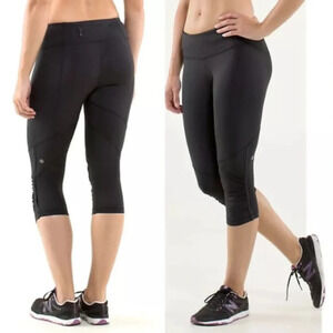 Lululemon Black Ruched Cropped Leggings 1078